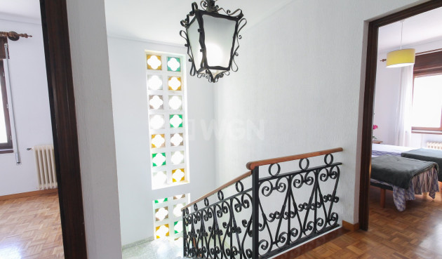 Odsprzedaż - Villa - El Campello - Costa Blanca