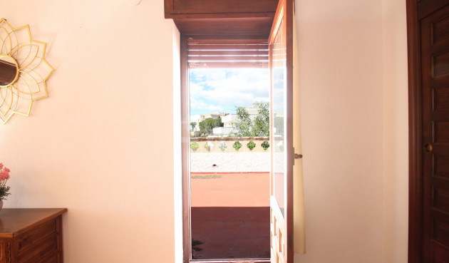 Odsprzedaż - Villa - El Campello - Costa Blanca