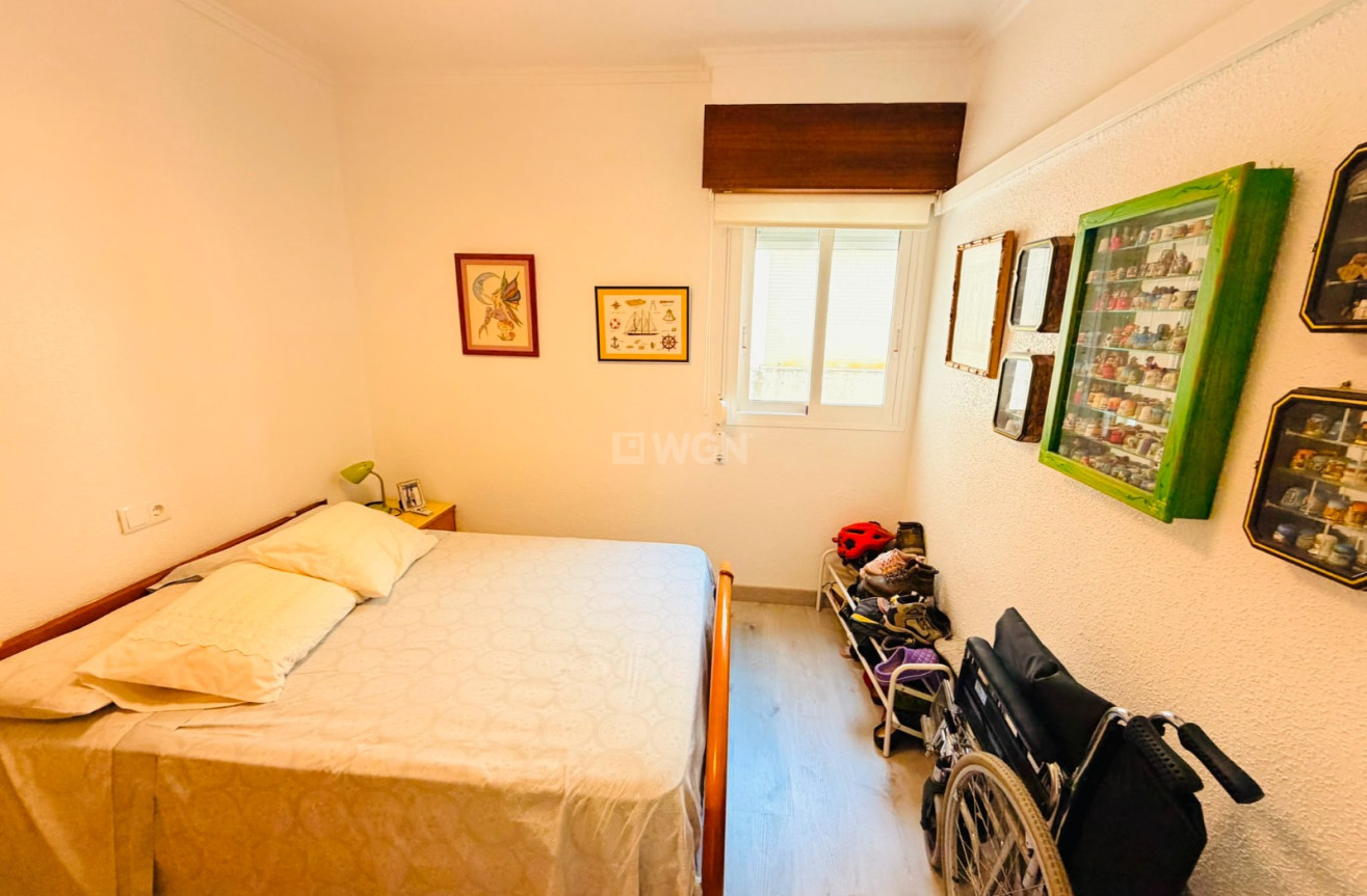 Odsprzedaż - Mieszkanie w bloku - Los Montesinos - Costa Blanca