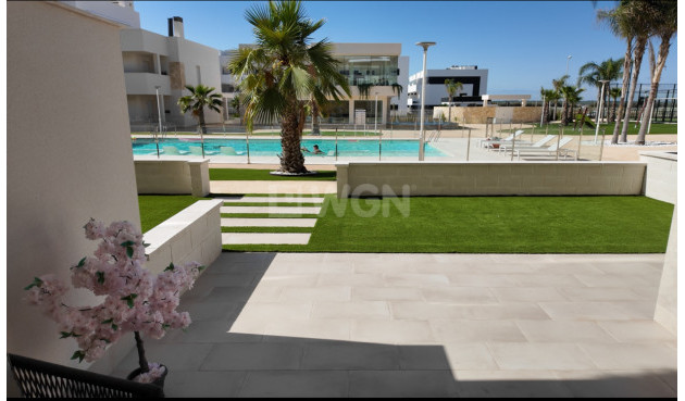 Odsprzedaż - Mieszkanie w bloku - Guardamar del Segura - Costa Blanca