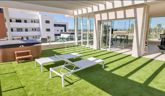 Odsprzedaż - Mieszkanie w bloku - Guardamar del Segura - Costa Blanca