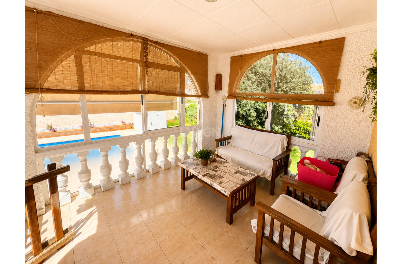 Resale - Villa - Torrevieja - Costa Blanca
