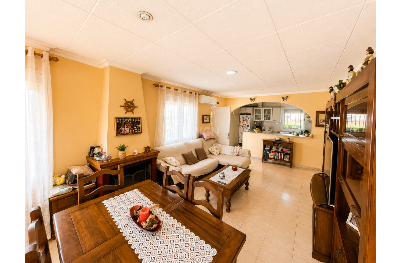 Resale - Villa - Torrevieja - Costa Blanca
