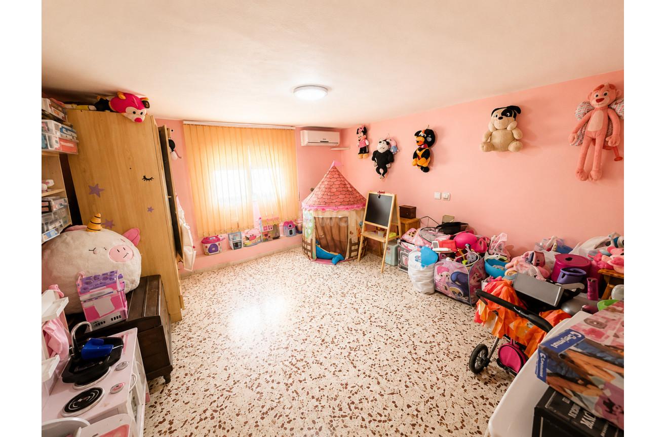 Resale - Villa - Torrevieja - Costa Blanca