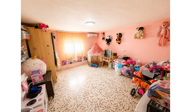 Resale - Villa - Torrevieja - Costa Blanca