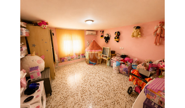 Resale - Villa - Torrevieja - Costa Blanca