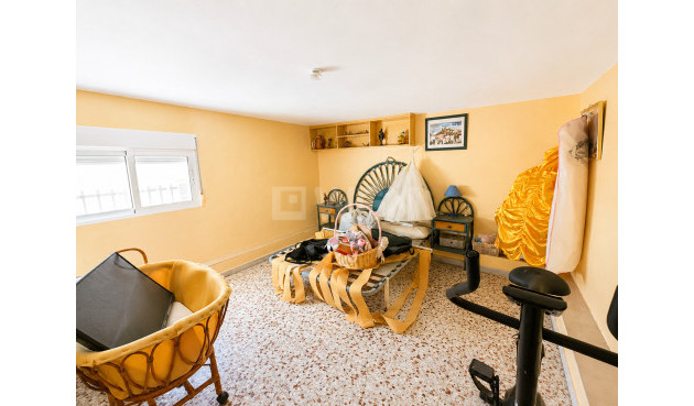 Resale - Villa - Torrevieja - Costa Blanca