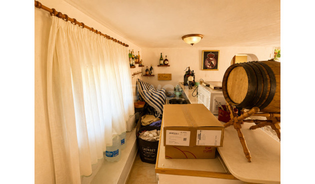 Resale - Villa - Torrevieja - Costa Blanca