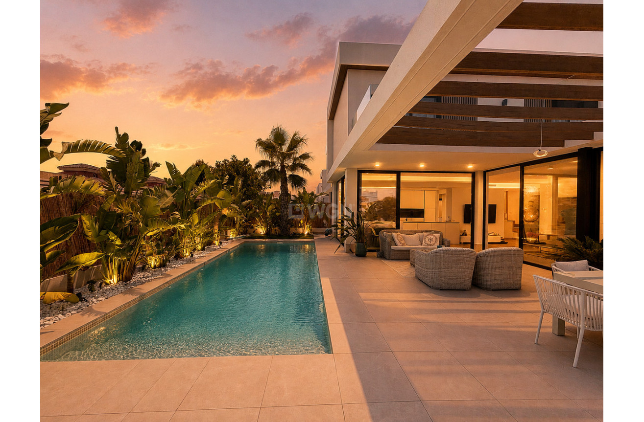 Resale - Villa - Cabo Roig - Costa Blanca