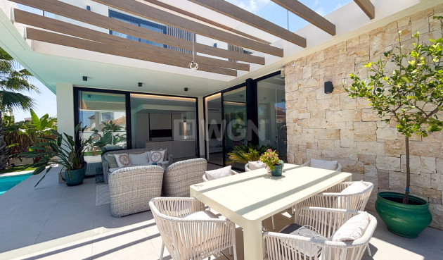 Resale - Villa - Cabo Roig - Costa Blanca
