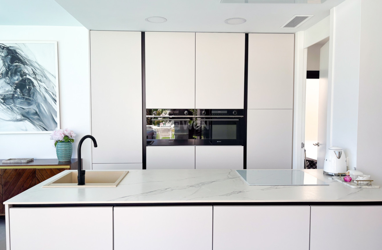 Resale - Villa - Cabo Roig - Costa Blanca