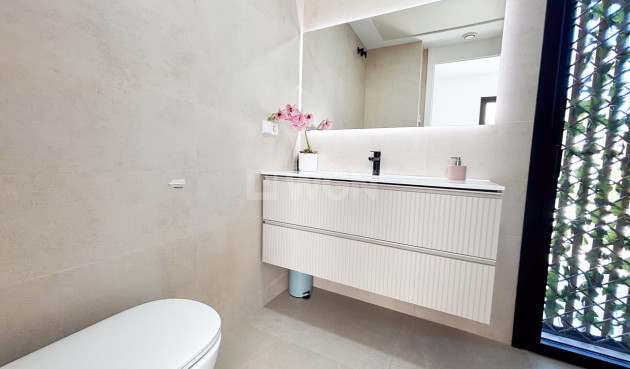 Resale - Villa - Cabo Roig - Costa Blanca