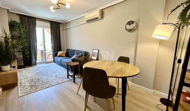 Reventa - Apartamento / piso - Torrevieja - Costa Blanca