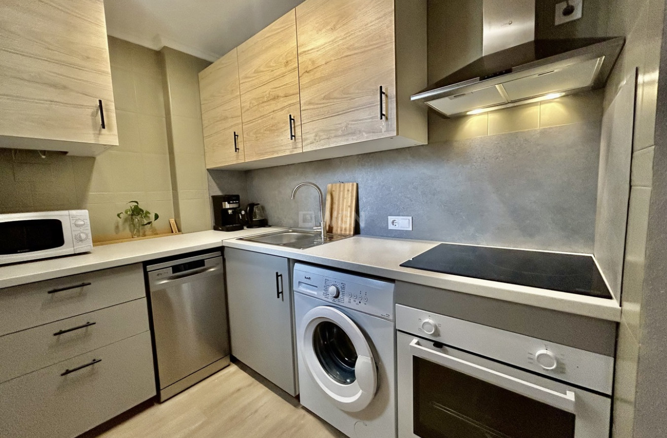 Reventa - Apartamento / piso - Torrevieja - Costa Blanca