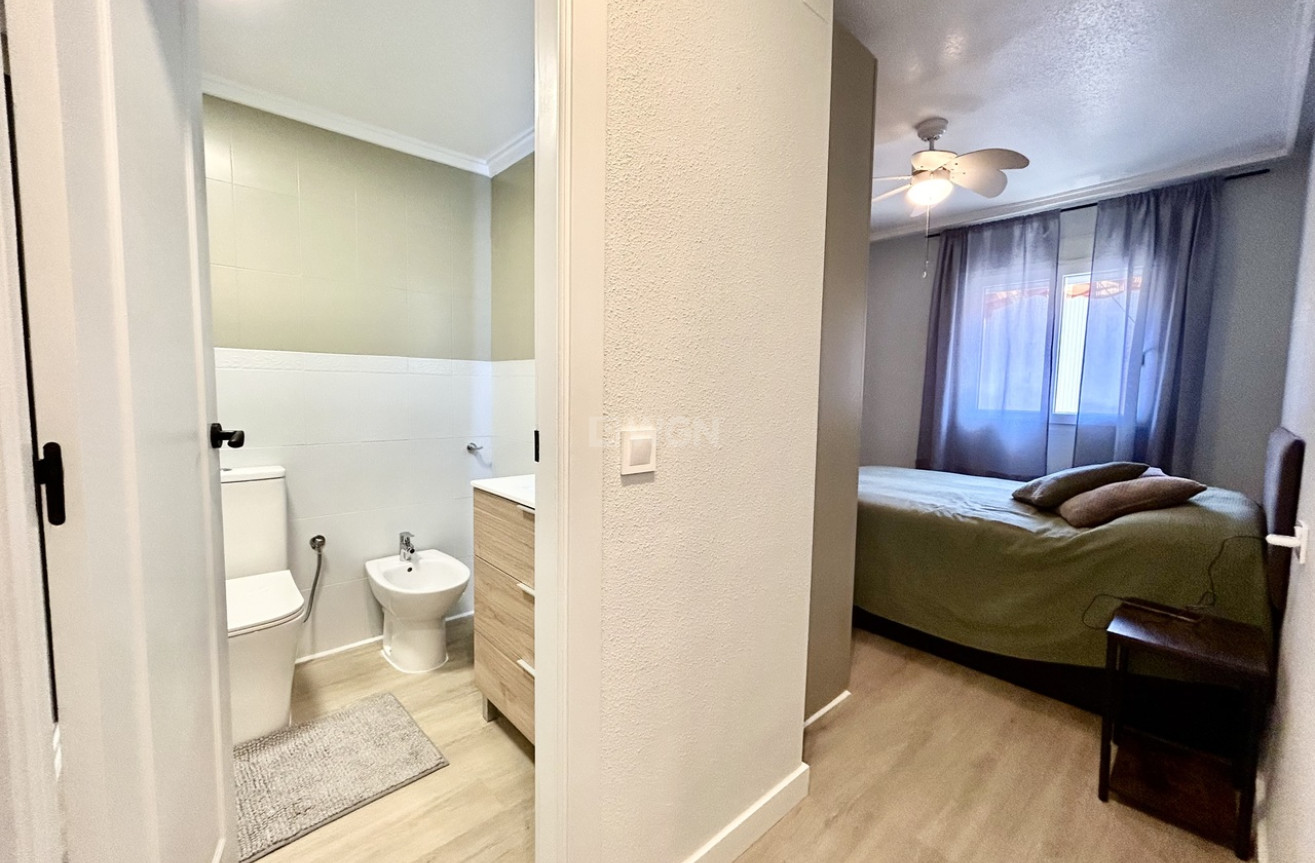 Reventa - Apartamento / piso - Torrevieja - Costa Blanca