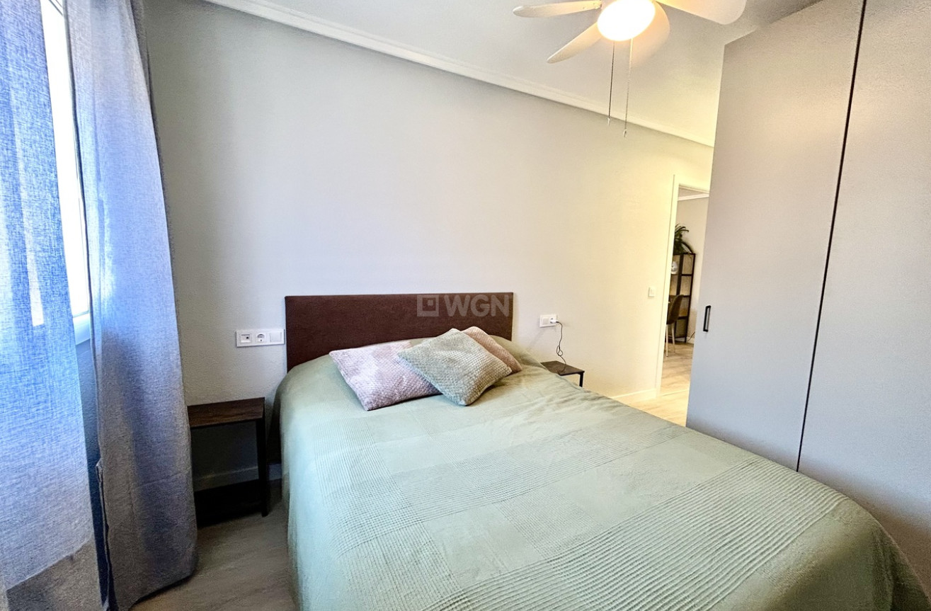 Reventa - Apartamento / piso - Torrevieja - Costa Blanca