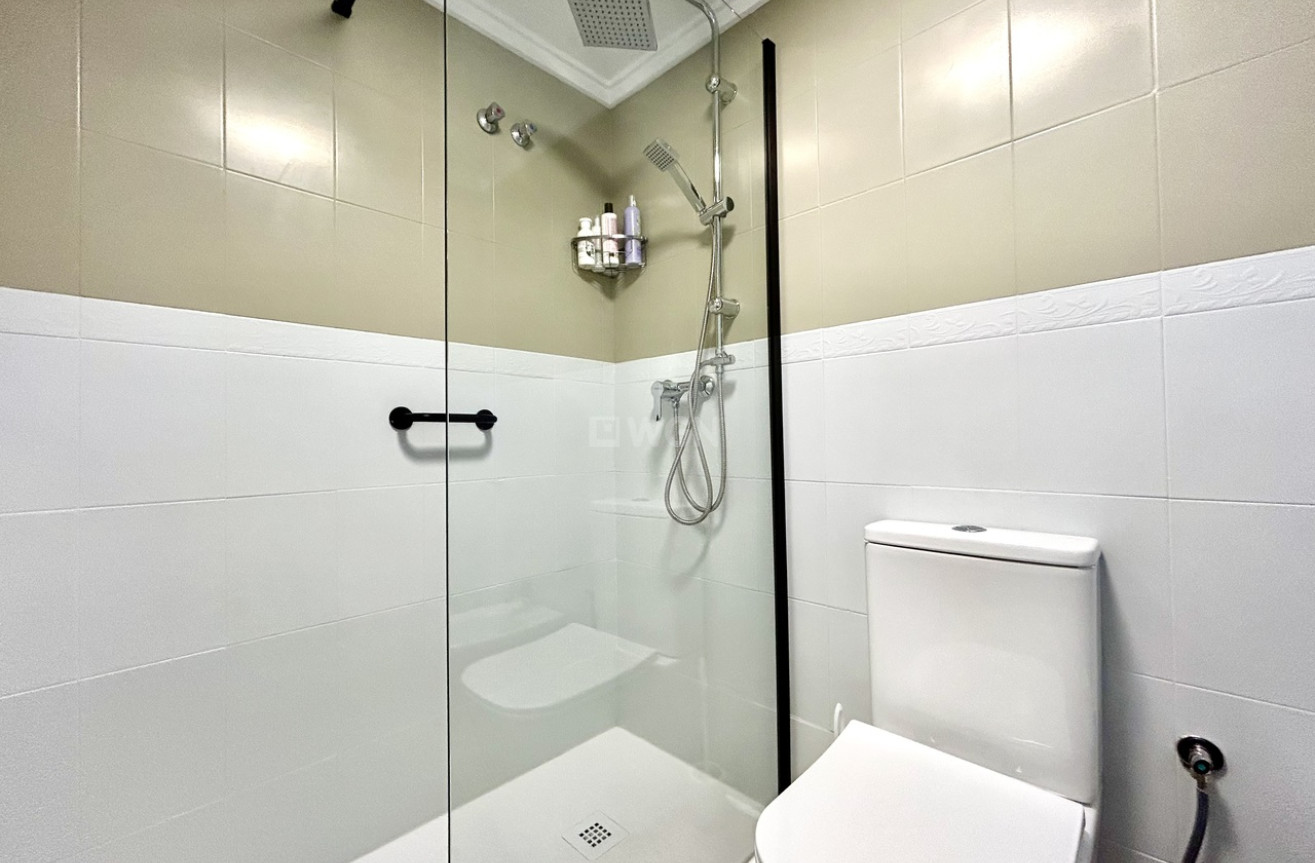 Reventa - Apartamento / piso - Torrevieja - Costa Blanca