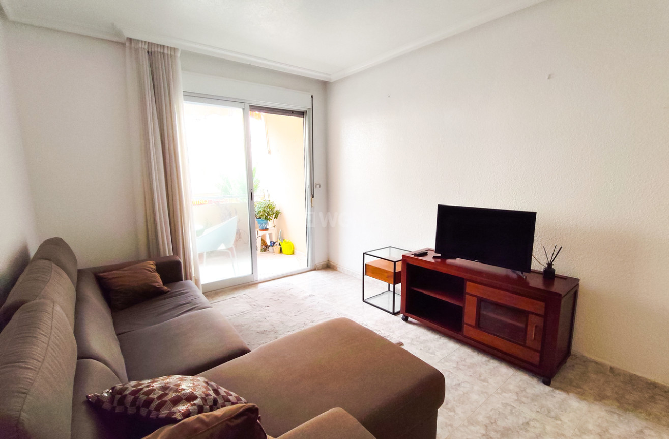 Odsprzedaż - Mieszkanie w bloku - Guardamar del Segura - Costa Blanca