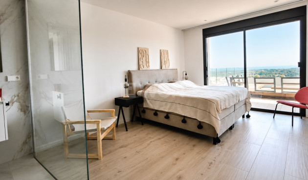 Odsprzedaż - Mieszkanie w bloku - Denia - Costa Blanca