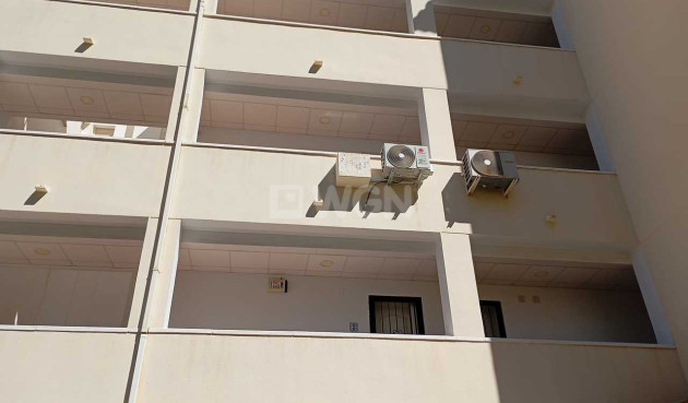 Odsprzedaż - Mieszkanie w bloku - Villamartin - Costa Blanca