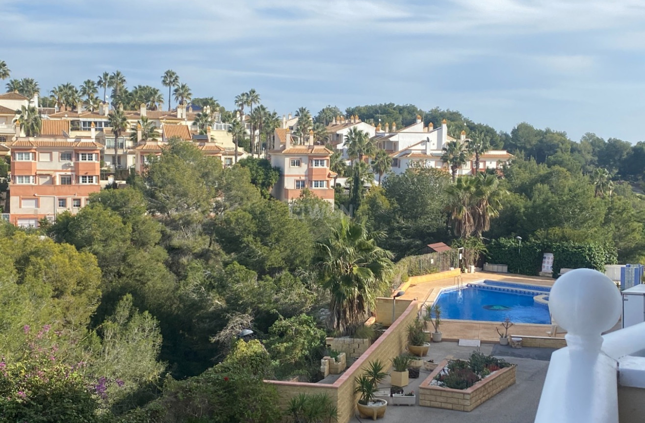 Odsprzedaż - Mieszkanie w bloku - Villamartin - Costa Blanca