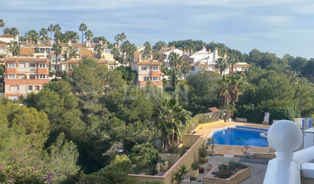 Odsprzedaż - Mieszkanie w bloku - Villamartin - Costa Blanca