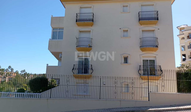 Odsprzedaż - Mieszkanie w bloku - Villamartin - Costa Blanca