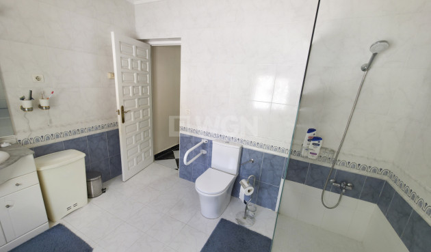Resale - Villa - Torrevieja - Costa Blanca