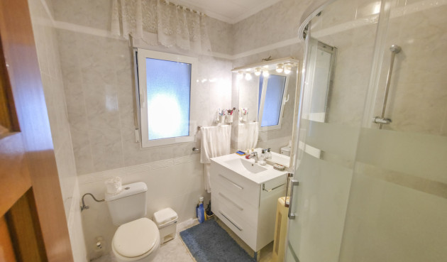 Resale - Villa - Torrevieja - Costa Blanca