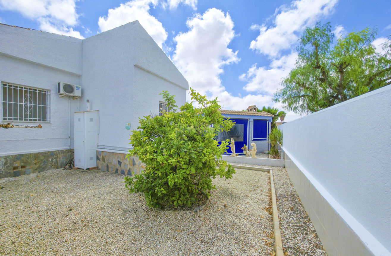Resale - Villa - Torrevieja - Costa Blanca