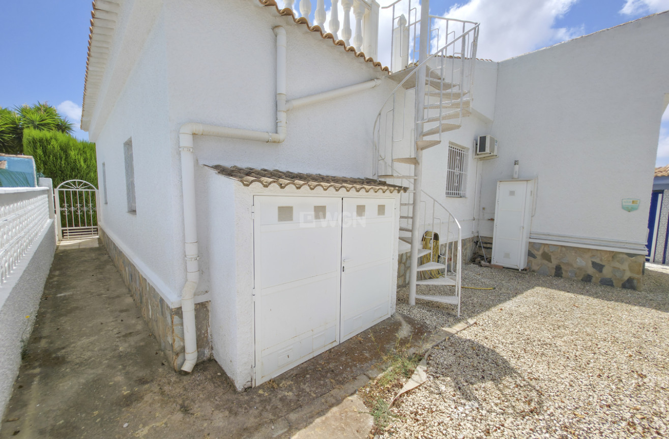 Resale - Villa - Torrevieja - Costa Blanca