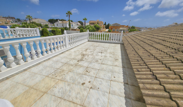 Resale - Villa - Torrevieja - Costa Blanca