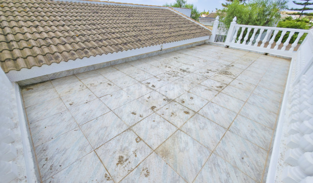 Resale - Villa - Torrevieja - Costa Blanca