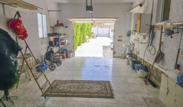 Resale - Villa - Torrevieja - Costa Blanca
