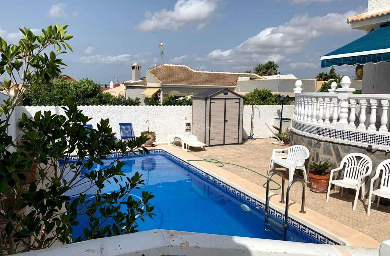 Odsprzedaż - Villa - Torrevieja - La Siesta - El Salado - Torreta