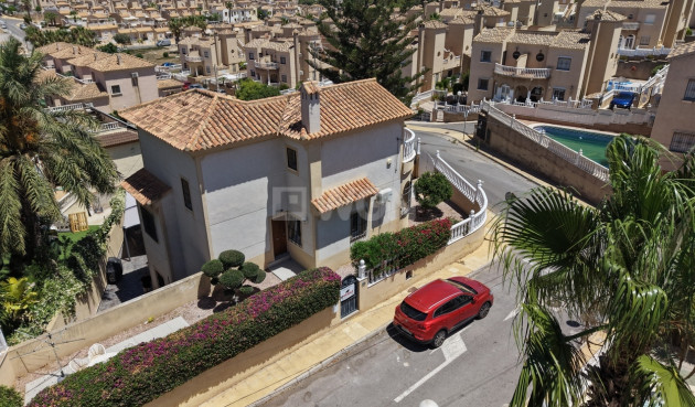 Wiederverkauf - Villa - Villamartin - Costa Blanca