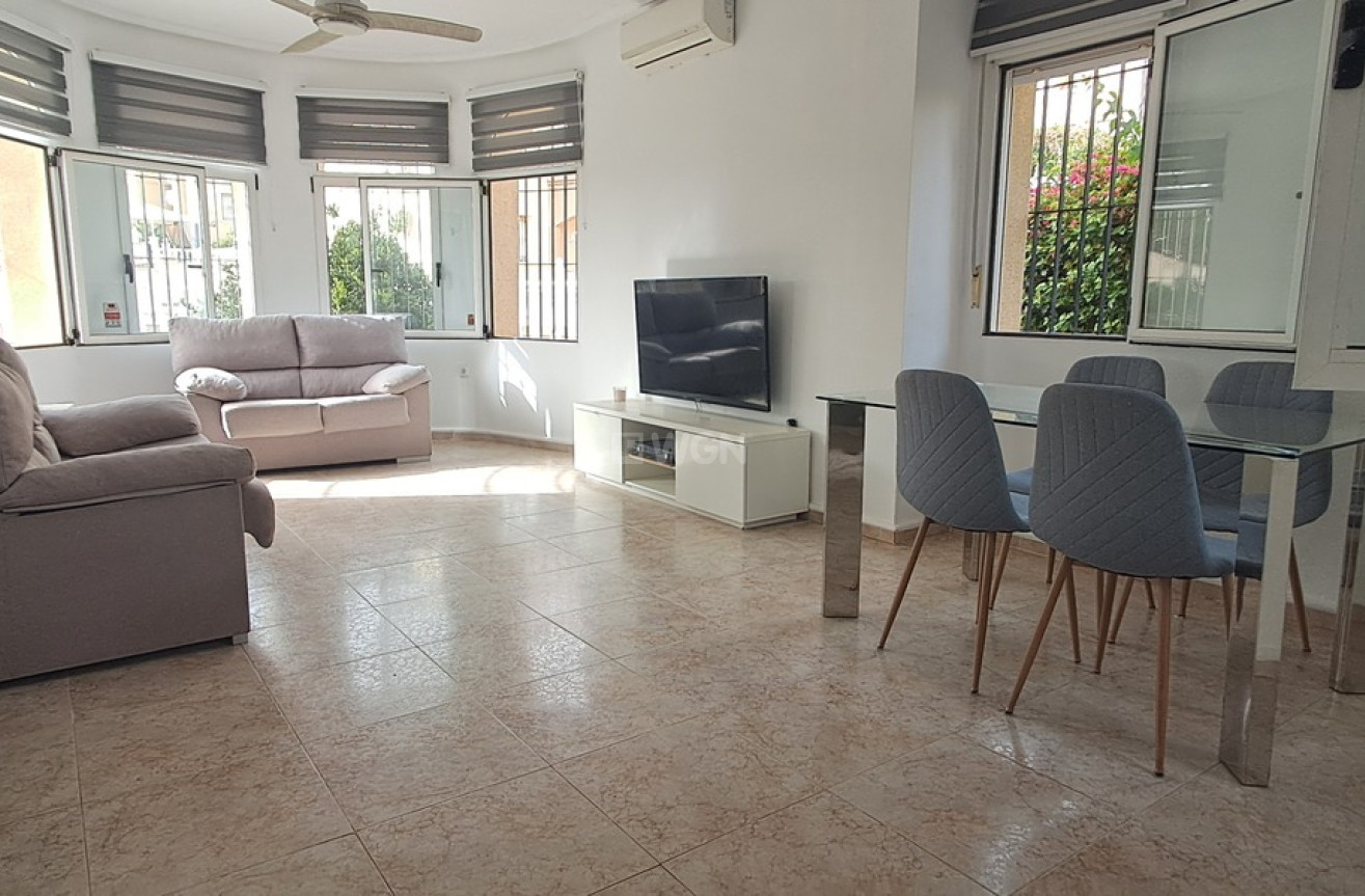 Wiederverkauf - Villa - Villamartin - Costa Blanca