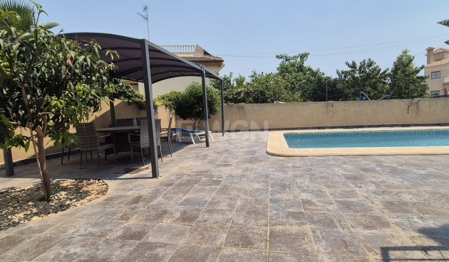 Wiederverkauf - Villa - Villamartin - Costa Blanca