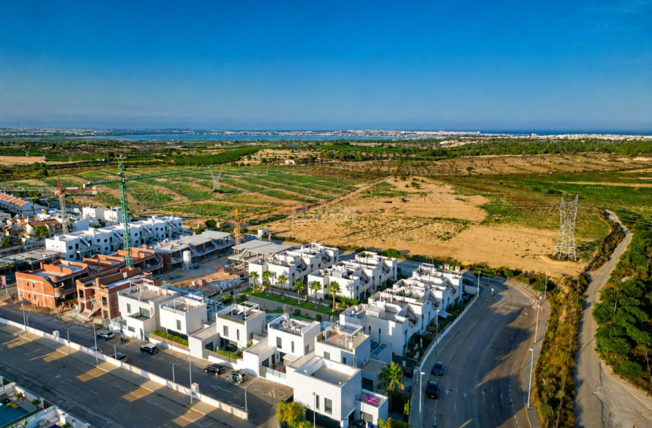 Resale - Villa - San Miguel de Salinas - Inland