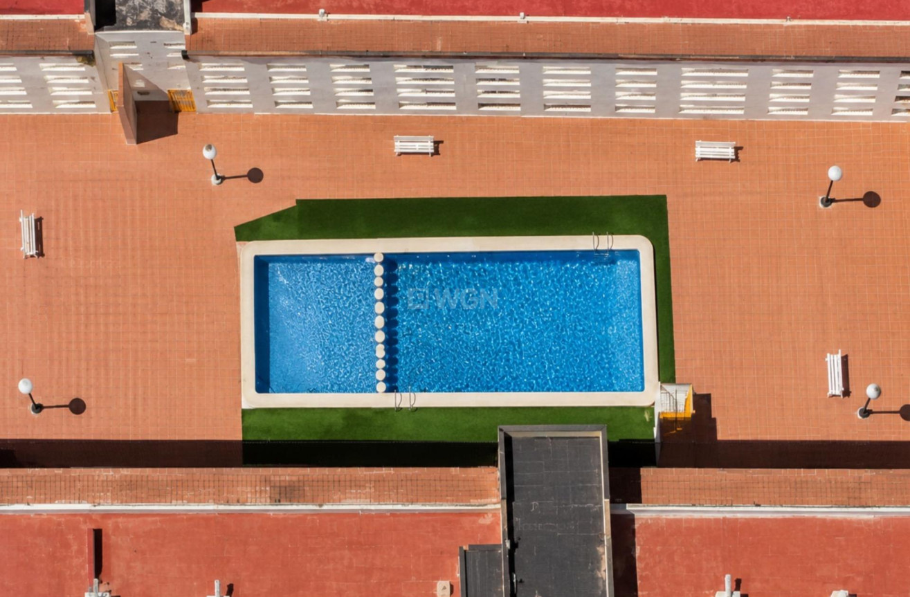 Resale - Apartment / flat - Torrevieja - Estacion De Autobuses