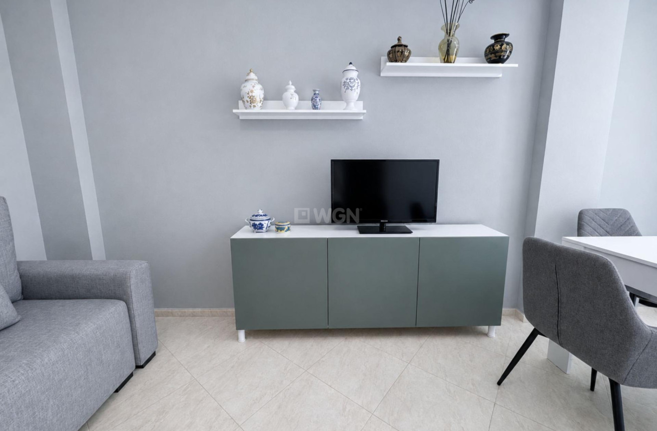 Resale - Apartment / flat - Torrevieja - Estacion De Autobuses