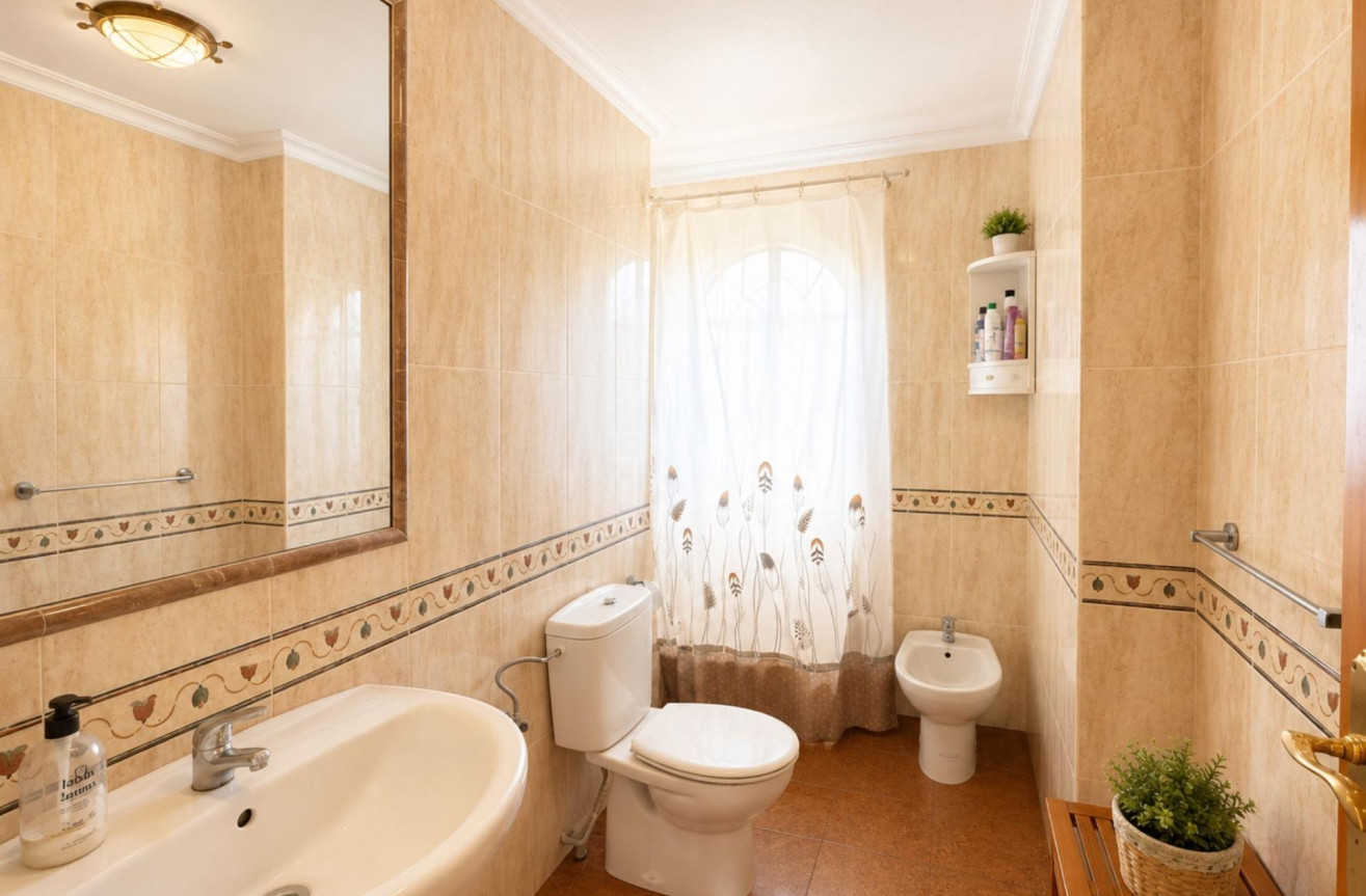 Resale - Bungalow - Orihuela Costa - Lomas de Cabo Roig