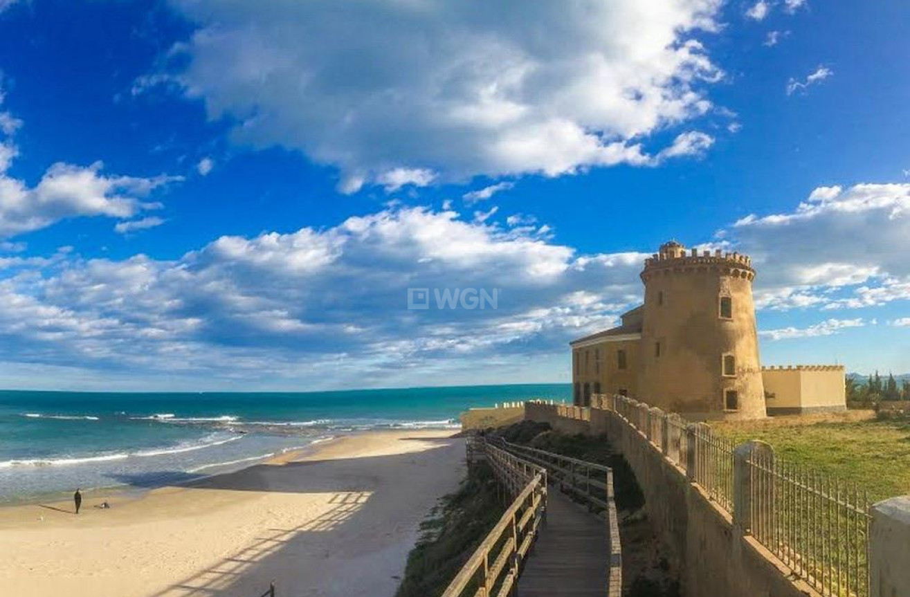 Odsprzedaż - Kamienica - Torre de la Horadada - Costa Blanca