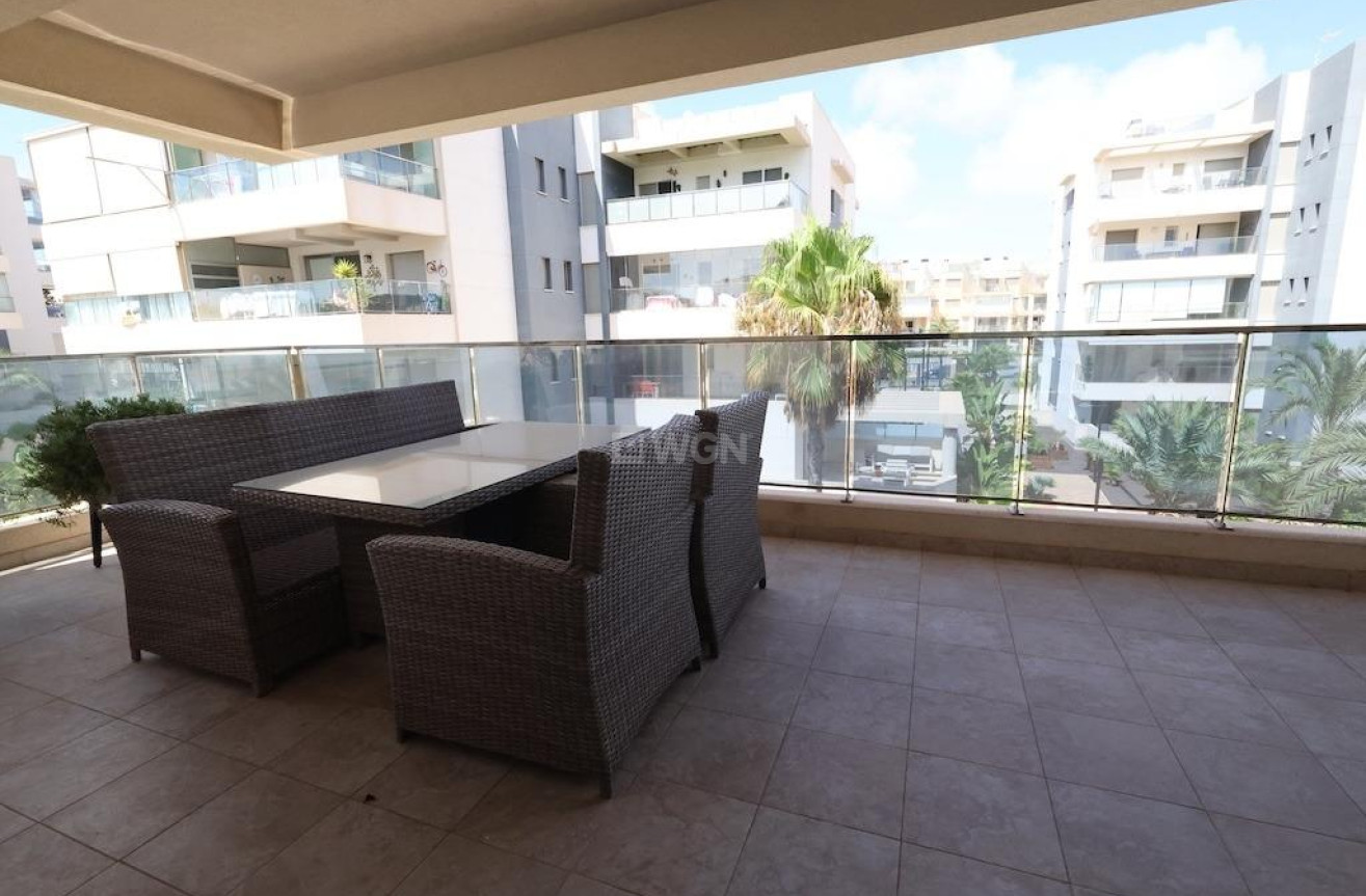 Odsprzedaż - Mieszkanie w bloku - Orihuela Costa - Costa Blanca
