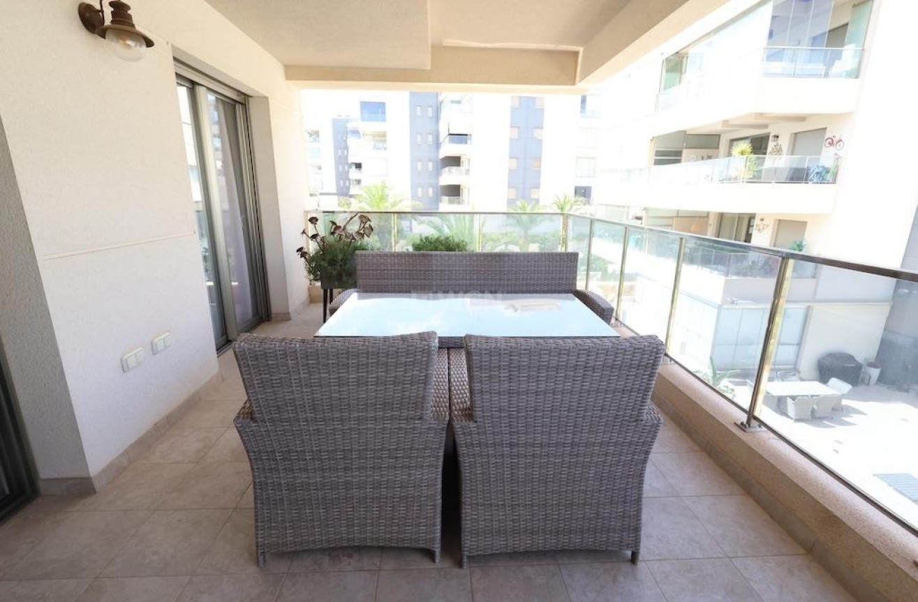 Odsprzedaż - Mieszkanie w bloku - Orihuela Costa - Costa Blanca