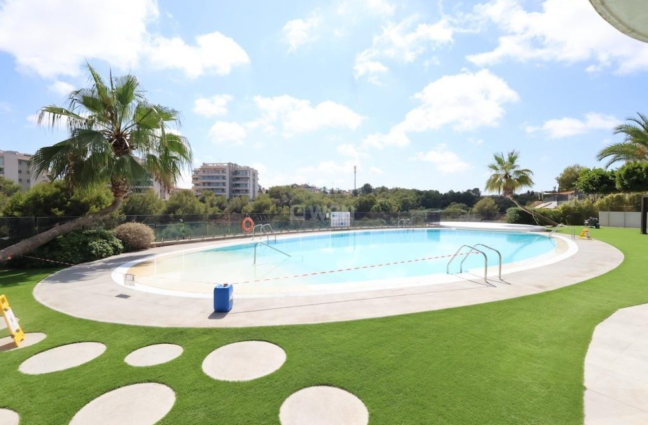 Odsprzedaż - Mieszkanie w bloku - Orihuela Costa - Costa Blanca