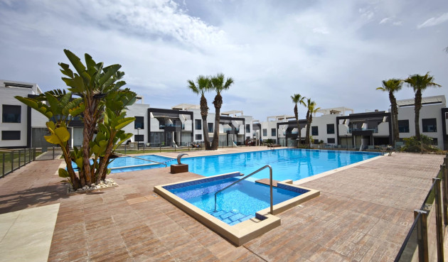 Odsprzedaż - Mieszkanie w bloku - La Zenia - Costa Blanca