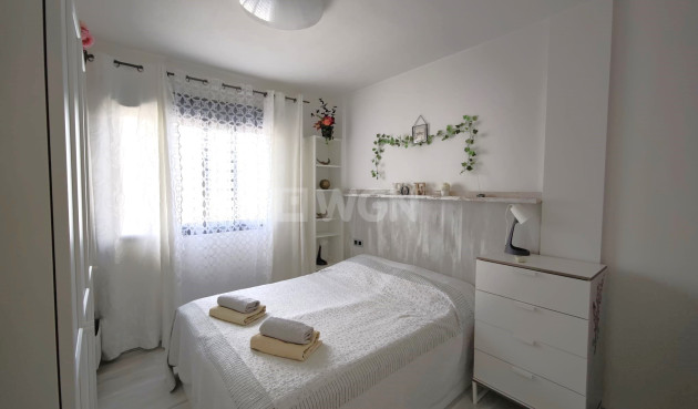Odsprzedaż - Mieszkanie w bloku - La Zenia - Costa Blanca