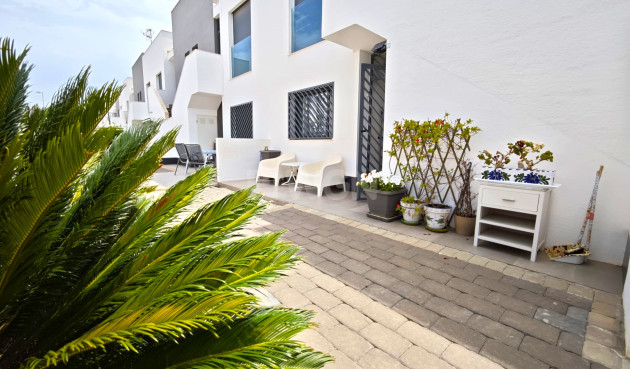 Odsprzedaż - Mieszkanie w bloku - La Zenia - Costa Blanca