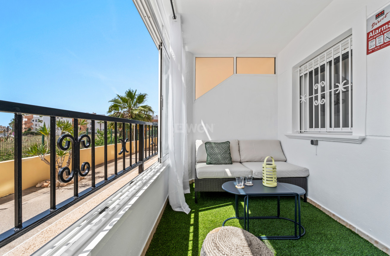 Odsprzedaż - Mieszkanie w bloku - Playa Flamenca - Costa Blanca